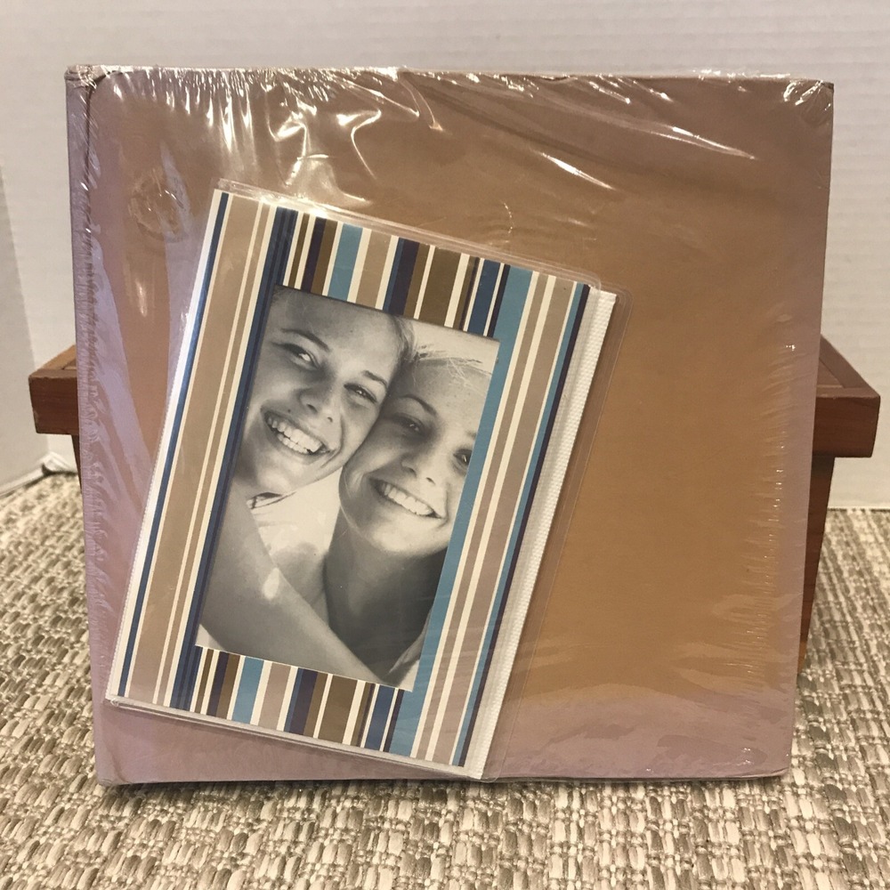 Photo Album Holds 200 4x6 Photos Design‎ Cover With Bonus Brag Album